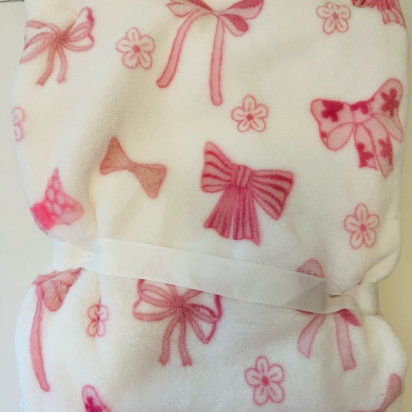 Adirondack Baby by Berkshire Lot of 2 Blankets Pink & White Ribbons Bows Flowers - Picture 12 of 12